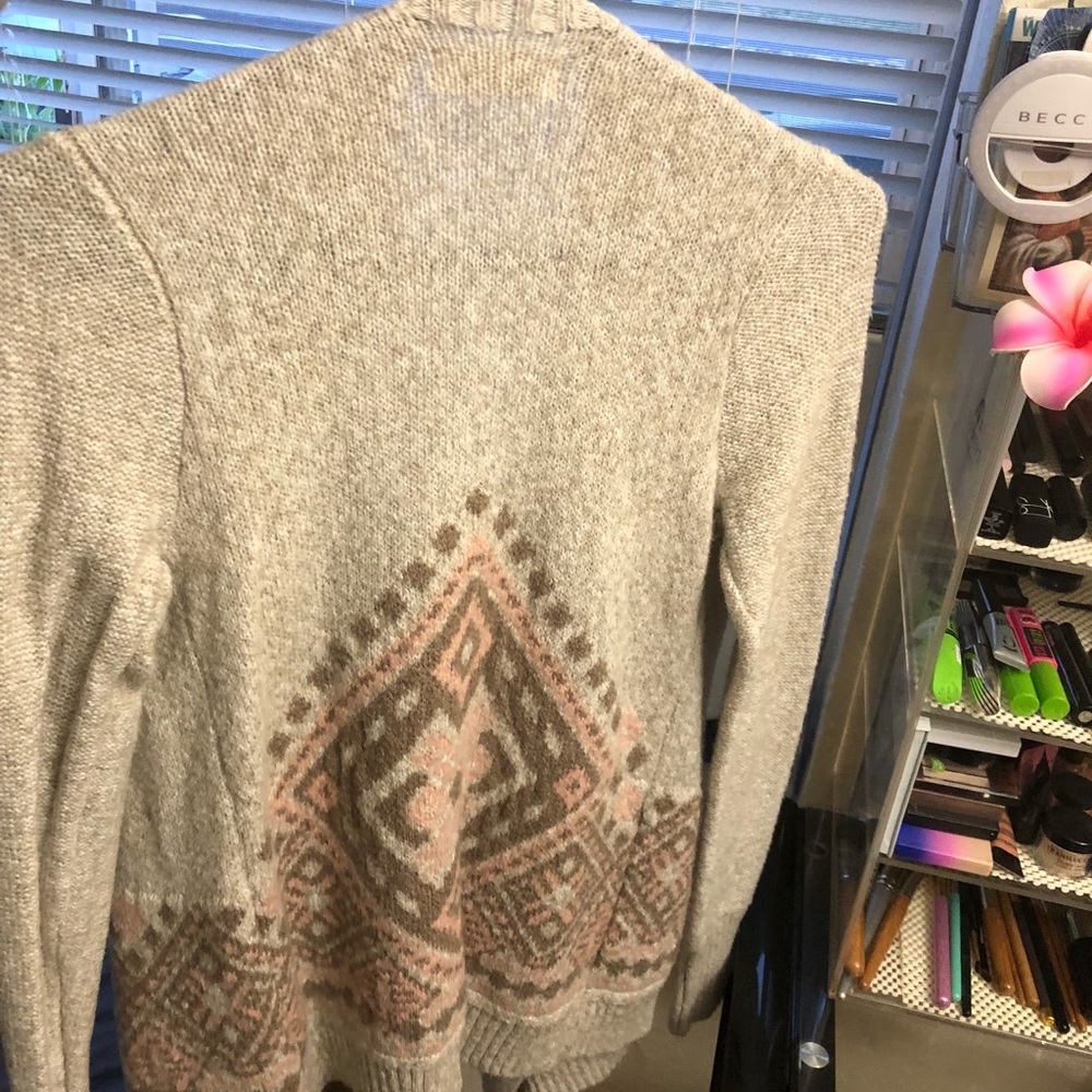 Cover up/ cardigan